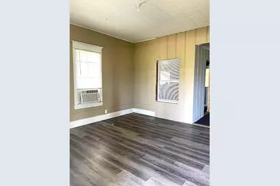 6211 Gresham Street, Wallis, TX 77485 - Photo 5
