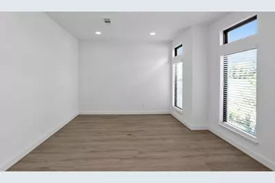 12602 Ivory Yarrow Court, Conroe, TX 77302 - Photo 7