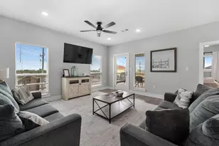 991 Seadrift Dr, Port Bolivar, TX 77650 - Photo 1