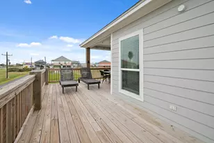 991 Seadrift Dr, Port Bolivar, TX 77650 - Photo 29