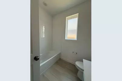 27326 Sweetwater Bay Drive, Katy, TX 77493 - Photo 11