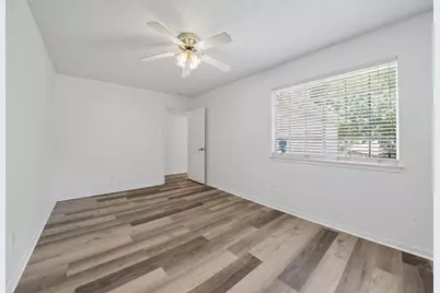 15010 Chestnut Falls Drive, Cypress, TX 77433 - Photo 27