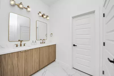 1216 E 34th Street #A, Houston, TX 77022 - Photo 29