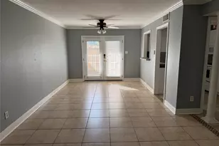 18101 Heritage Ln, Houston, TX 77058 - Photo 7