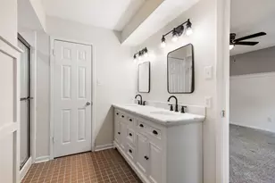 3622 Hill Springs Dr, Houston, TX 77345 - Photo 23