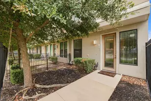 2401 Crawford St, Houston, TX 77004 - Photo 5