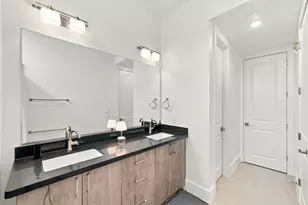 2401 Crawford St, Houston, TX 77004 - Photo 29