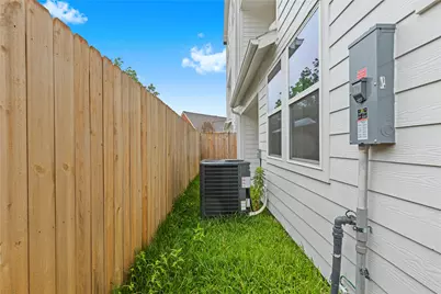 812 Elkhart Street #B, Houston, TX 77091 - Photo 31