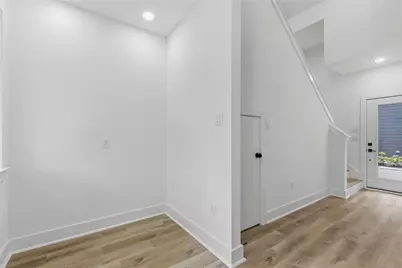812 Elkhart Street #B, Houston, TX 77091 - Photo 5