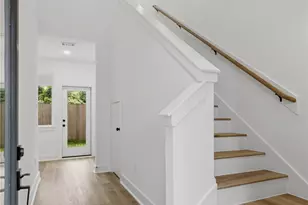 812 Elkhart St, Houston, TX 77091 - Photo 5