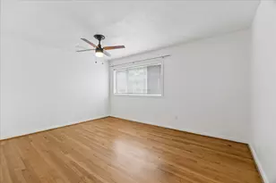5242 Beechnut St, Houston, TX 77096 - Photo 17