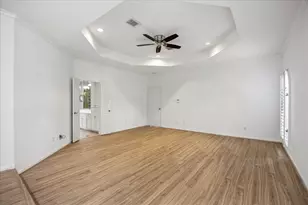 5701 Sugar Hill Dr, Houston, TX 77057 - Photo 17
