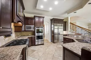 5701 Sugar Hill Dr, Houston, TX 77057 - Photo 3