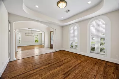 5701 Sugar Hill Drive, Houston, TX 77057 - Photo 9