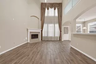 4623 Russett Ln, Sugar Land, TX 77479 - Photo 11