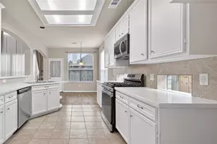 4623 Russett Ln, Sugar Land, TX 77479 - Photo 13