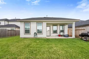 3303 Falling Brk Dr, Baytown, TX 77521 - Photo 19