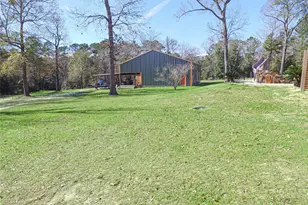 1705 Yarborough Loop, Livingston, TX 77351 - Photo 7