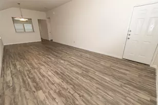 24 Leisure Shore Ct, Manvel, TX 77578 - Photo 5