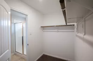 12111 Parade Park Pl, Houston, TX 77047 - Photo 11