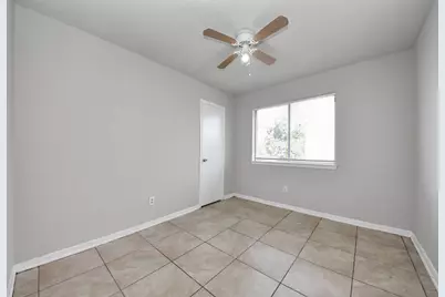 1911 Hammerwood Drive, Missouri City, TX 77489 - Photo 25