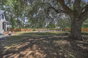 1501 Allyne Ln, Brenham, TX 77833 - Photo 9