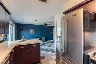 156 W Whitney St, Houston, TX 77018 - Photo 13