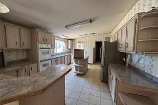272 Co Rd 4264, Dayton, TX 77535 - Photo 5