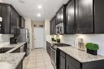 1815 Ryon Falls Drive, Richmond, TX 77469 - Photo 9