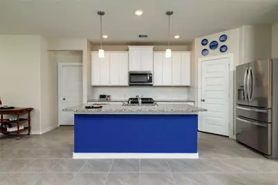 4910 Bottlebrush Drive, Pearland, TX 77584 - Photo 3