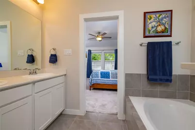 4910 Bottlebrush Drive, Pearland, TX 77584 - Photo 19