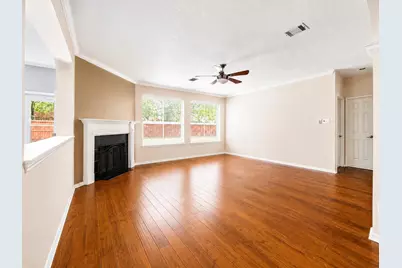 2827 Cottonwood Walk Court, Spring, TX 77388 - Photo 7
