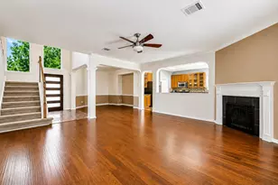 2827 Cottonwood Walk Ct, Spring, TX 77388 - Photo 5