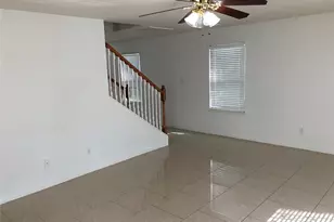 8531 Ashford Green Ln, Houston, TX 77072 - Photo 7