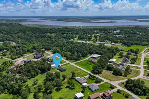 1102 Spring Branch Dr, Baytown, TX 77523 - Photo 27