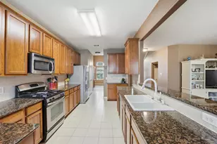 21594 Tims Harbor Dr, Kingwood, TX 77339 - Photo 7