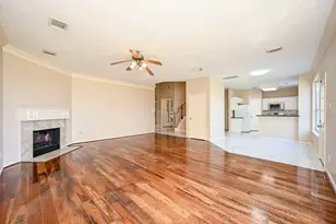 4815 Knights Branch Dr, Sugar Land, TX 77479 - Photo 7