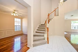 4815 Knights Branch Dr, Sugar Land, TX 77479 - Photo 3