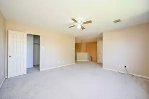 4815 Knights Branch Dr, Sugar Land, TX 77479 - Photo 19