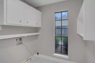 1119 Trowbridge Dr, Houston, TX 77062 - Photo 19