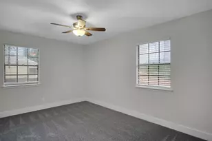 1119 Trowbridge Dr, Houston, TX 77062 - Photo 23