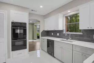 1119 Trowbridge Dr, Houston, TX 77062 - Photo 17