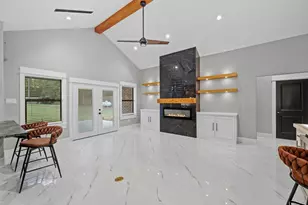 19691 Village Forest Dr, Montgomery, TX 77356 - Photo 7