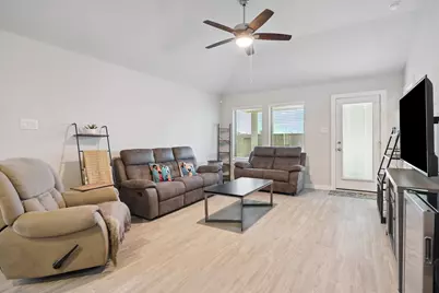2493 Clydesdale Lane, Alvin, TX 77511 - Photo 3