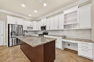 5930 Kiam St, Houston, TX 77007 - Photo 5