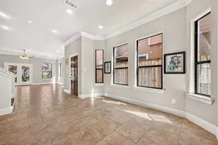 5930 Kiam St, Houston, TX 77007 - Photo 3