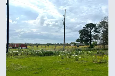 1900 Hluchan, Sealy, TX 77474 - Photo 5