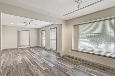 5138 Rutherglenn Drive, Houston, TX 77096 - Photo 19