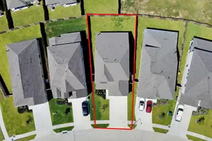 823 Timber Hts Dr, Dayton, TX 77535 - Photo 5