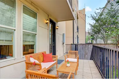 1348 W 25th Street, Houston, TX 77008 - Photo 5
